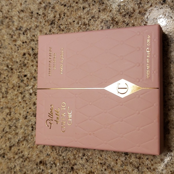 Charlotte Tilbury pillow talk - Picture 4 of 7